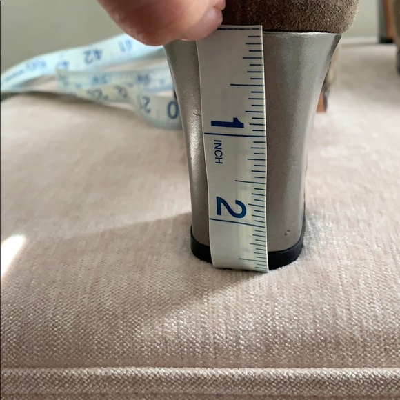 Salvatore Ferragamo Brown Suede Metallic Pumps 4.5 - Picture 8 of 11